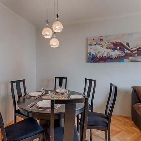 רייקה Two Bedroom Apartment Paris מראה חיצוני תמונה